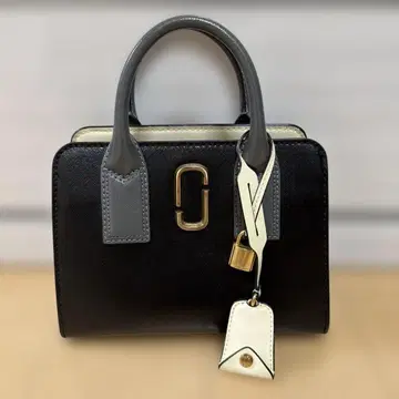 가죽 핸드백 블랙 Marc Jacobs