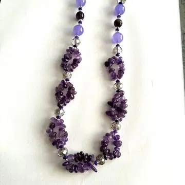 자수정, 비즈의 롱 목걸이