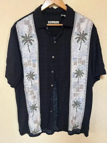 USA 구제 의류 BATIKBAY 반팔 하와이안 셔츠 블랙 남성용 L