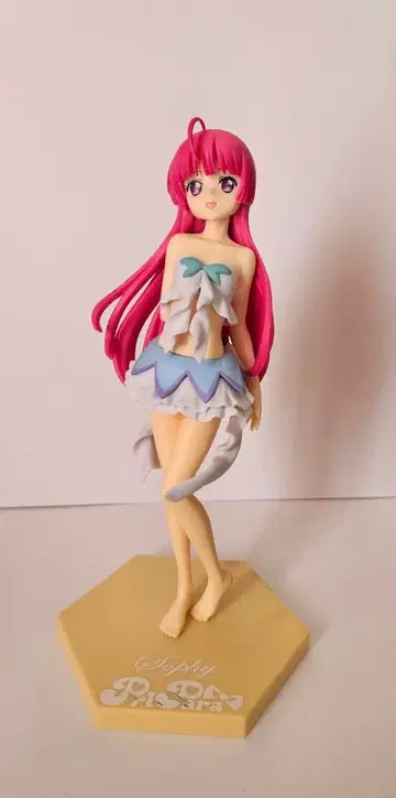 프리파라 프리미엄 피규어 소피