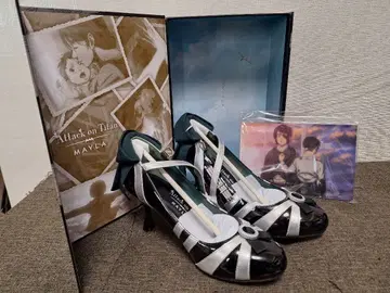 MAYLA 진격의 거인 아이코닉 펌프스 리바이