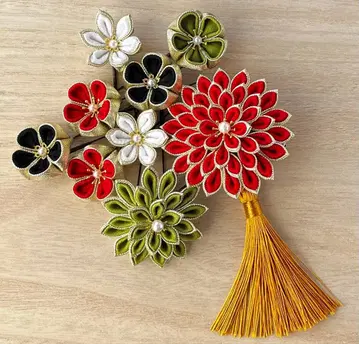 츠마미세공 머리 장식