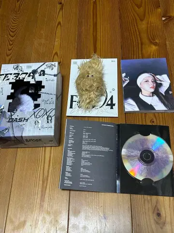 NMIXX Fe3O4: BREAK: (Limited Ver.) 한정판