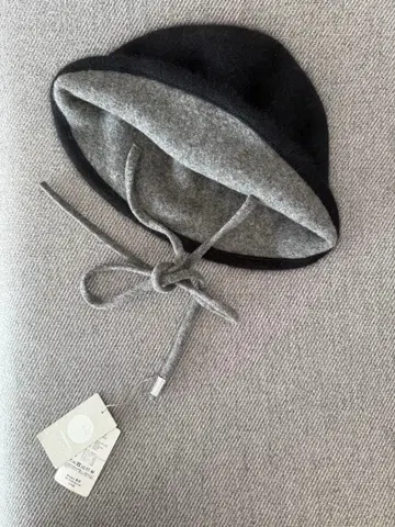 OVERRIDE 끈 포함 니트 모자 리버서블 디자인