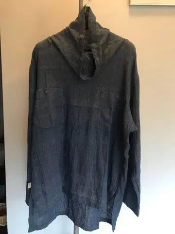 우사토의 남성용 긴팔 셔츠