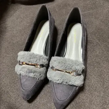 ESPERANZA 퍼 펌프스