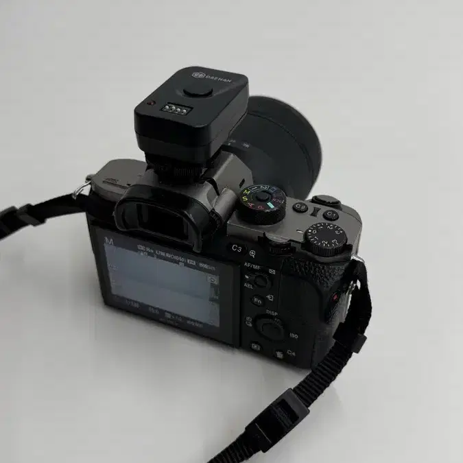 소니 a7m2 + 28+70mm렌즈 팝니다