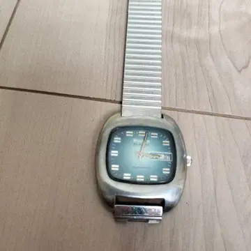 Bulova 자동 와인딩 시계 다크 블루