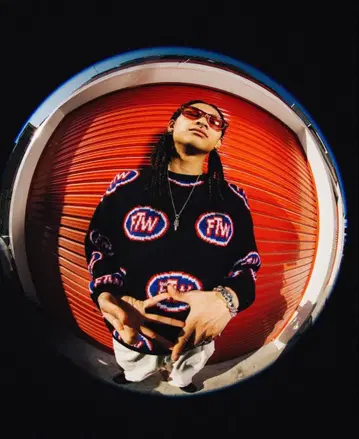 FTW ALLOVER CIRCLE LOGO KNIT