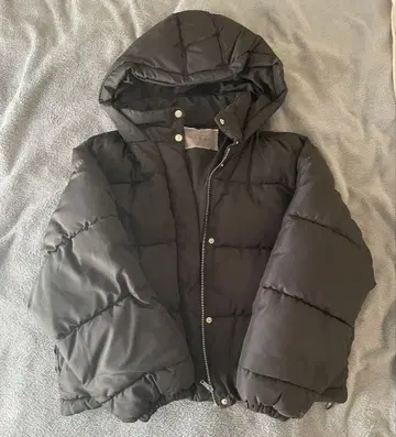 NICE CLAUP 후드 부착 다운 자켓 블랙