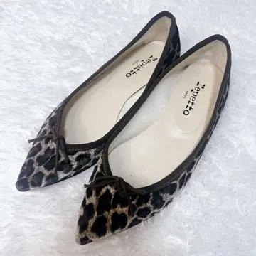 새상품급 레페토 레오파드 플랫 발레 슈즈 포인트 토 2.5