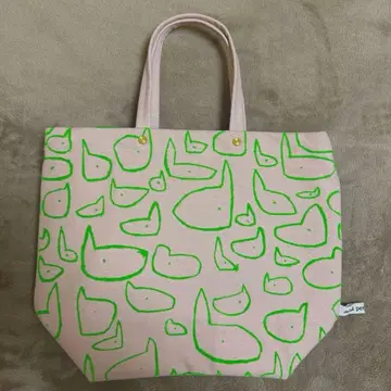 미나 페르호넨 chit-chat 토트백 S 사이즈 플로키 프린트