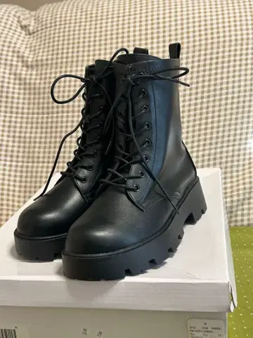 Kastane 블랙 부츠 S 사이즈