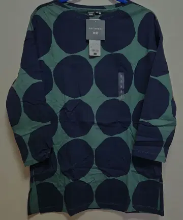 미사용 새상품 유니클로 마리메꼬 키비엣 그린 티셔츠 7부 소매