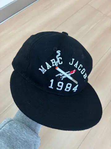 [ 레어 ] MARC JACOBS x EBBETS FIELD CAP