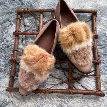 [ RANDA ] 란다 퍼 달린 스웨이드 베이지 로퍼 M 사이즈