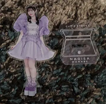 CUTIE STREET 마나베 나기사 아크릴 스탠드 초기 의상