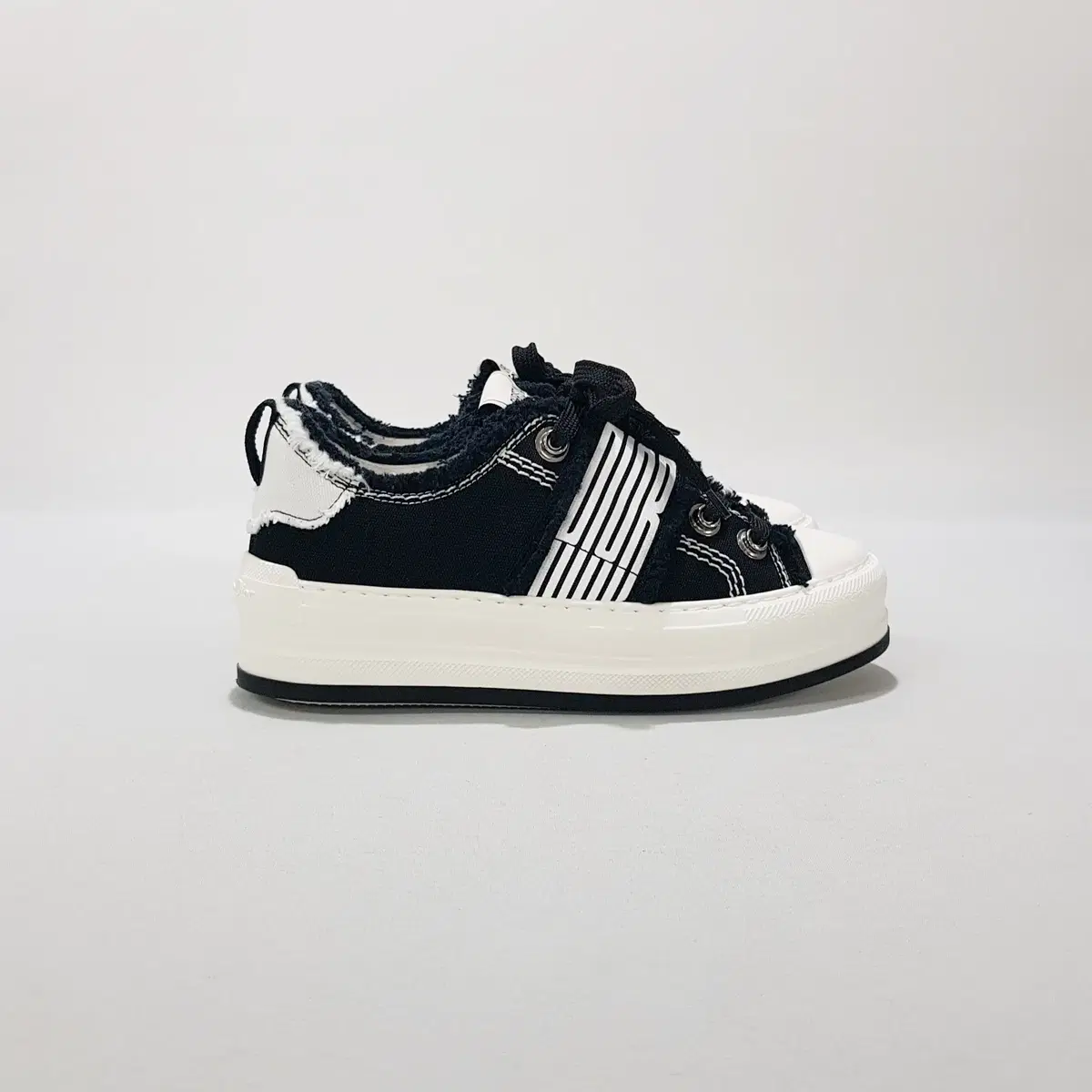 adidas gazelle silver green womens Christian Dior White D-Connect mesh lace up sneakers, 41 - BOPF
