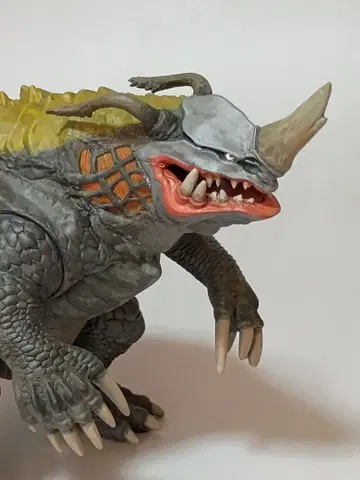 네롱가 2022 (신 울트라맨 버전) 소프트 비닐 개조 리페인트 제품