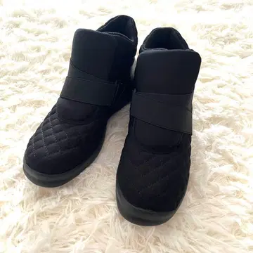 아킬레스 솔보 블랙 퀼팅 슬립온 부츠 39