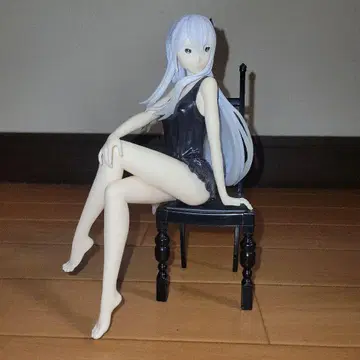 리제로 에키드나 피규어