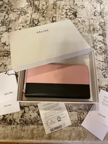셀린 핑크 블랙 장지갑