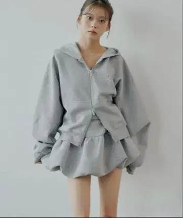 CHICO 스웨트 벌룬 미니 스커트