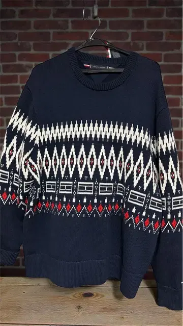 TOMMY HILFIGER 네이비 니트 스웨터 L