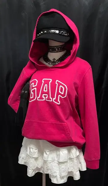 GAP 비비드 핑크 맨투맨