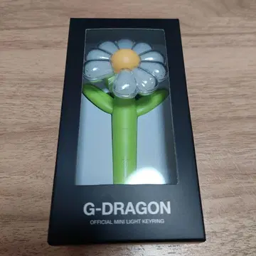 [ 공식 ] 미개봉 새상품 G-DRAGON 라이트 그린 미니 응원봉 키링