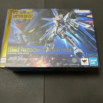 METAL ROBOT혼 <SIDE MS> 스트라이크 프리덤 건담 이식