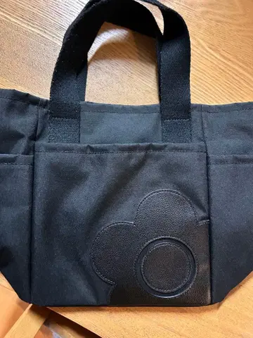 [ MARY QUANT ] 마리 퀀트 데이지 심플 미니 토트백