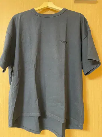 저널 스탠다드 holiday