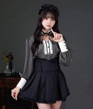 Pal elfy 파르엘피 도리 초커 블라우스