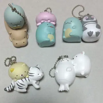 스미코구라시 수족관 가챠가챠 5개 세트입니다.