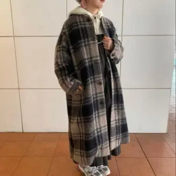 BEAMS BOY 슬리버 니트 타탄 체크 노카라 코트 롱