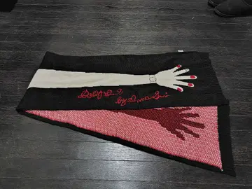 안나수이 ANNA SUI 개성있는 롱 머플러