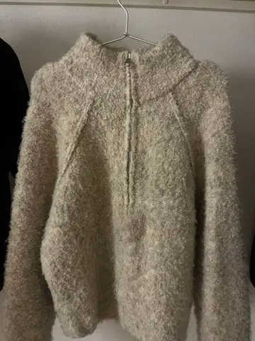 OHOTORO 하이넥 니트