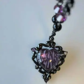 안나수이 하트 목걸이 퍼플 시스루 로고