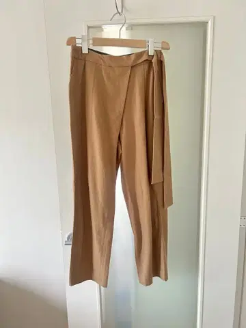 ADORE 아도어 울 팬츠 카멜