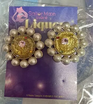 세일러문 리큐엠 변신 브로치 귀걸이 liquem 미사용 미개봉