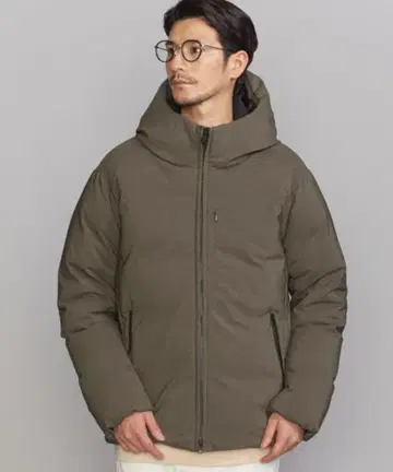 BEAUTY&YOUTH 코마츠마테레 샴브레이 다운 자켓