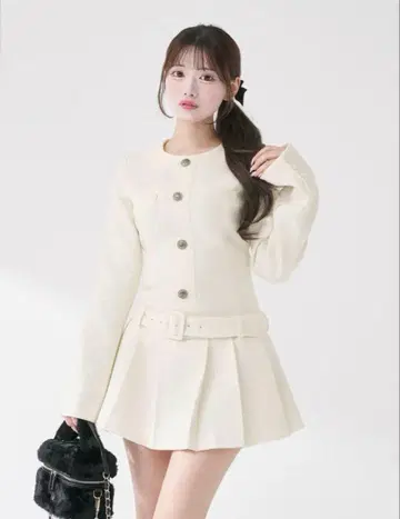 Darich 박스 플리츠 트위드 미니 원피스 화이트