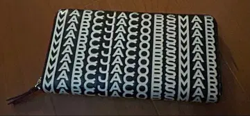 로고 디자인 장지갑 MARCJACOBS
