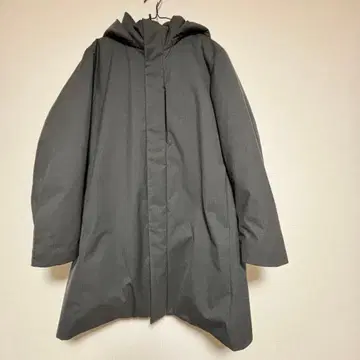 유니클로 하이브리드 다운 코트