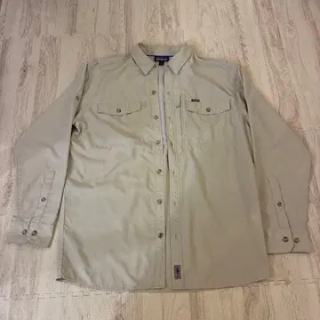 patagonia M 베이지 긴팔 셔츠