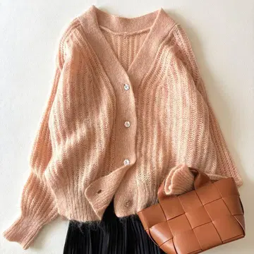 [ 새상품급 ] 로페 오버사이즈 모헤어 가디건 핑크 계열 V넥 쉘 버튼