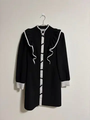 BUBBLES 리본 플레어 원피스