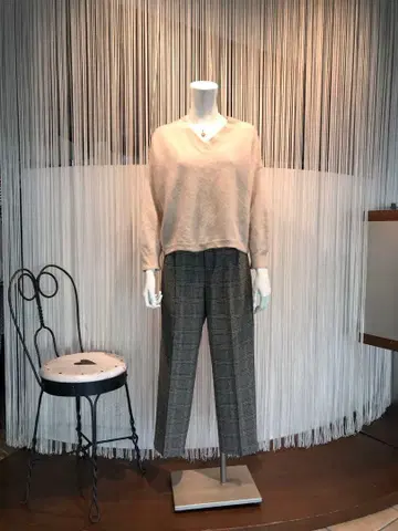 자유구 따뜻한 퓨어 캐시미어 100% V넥 니트 사이즈 13호 XL 44