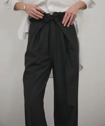 crinkle crinkle crinkle 프릴 벨트 슬랙스